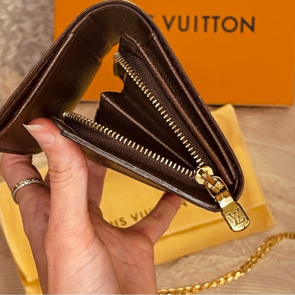 LOUIS VUITTON Tresor Wallet in Damier Ebene - Picture 14 of 16